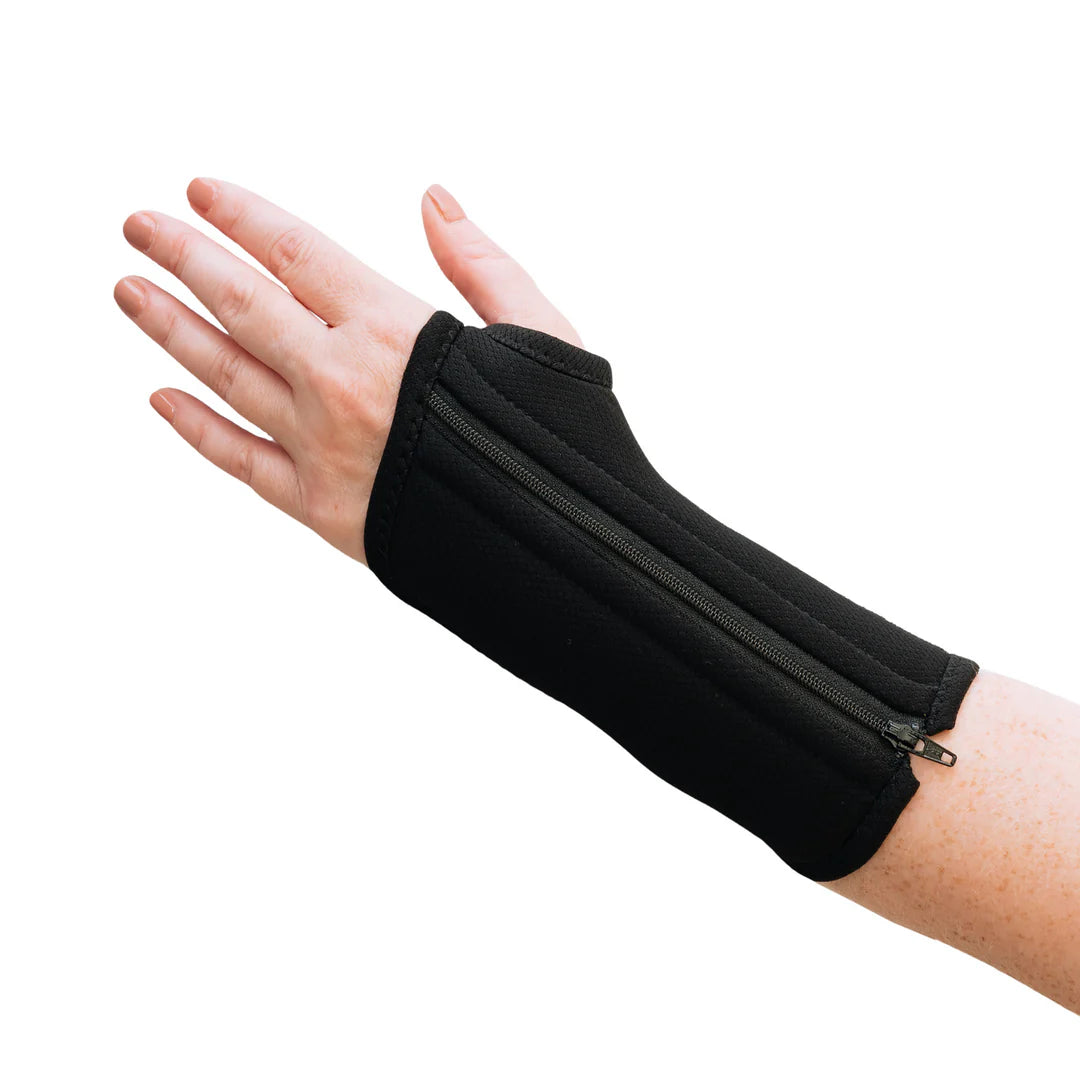 Wrist Braces by Grace & Able by AskSAMIE black